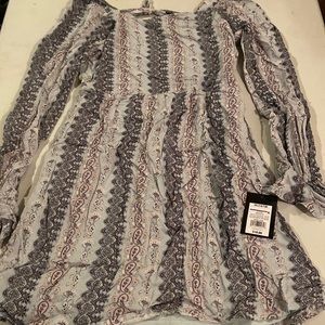 art class 14/16 petite dress